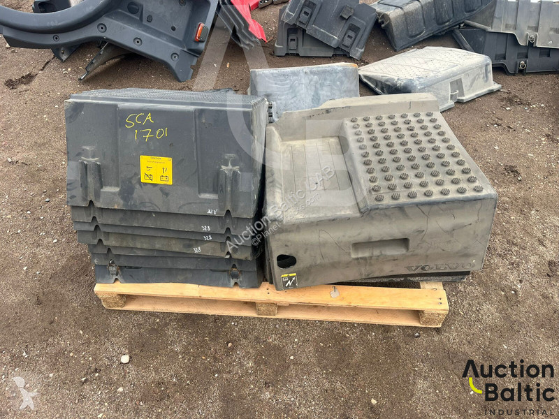 قطع غيار الآليات الثقيلة Scania Truck battery...