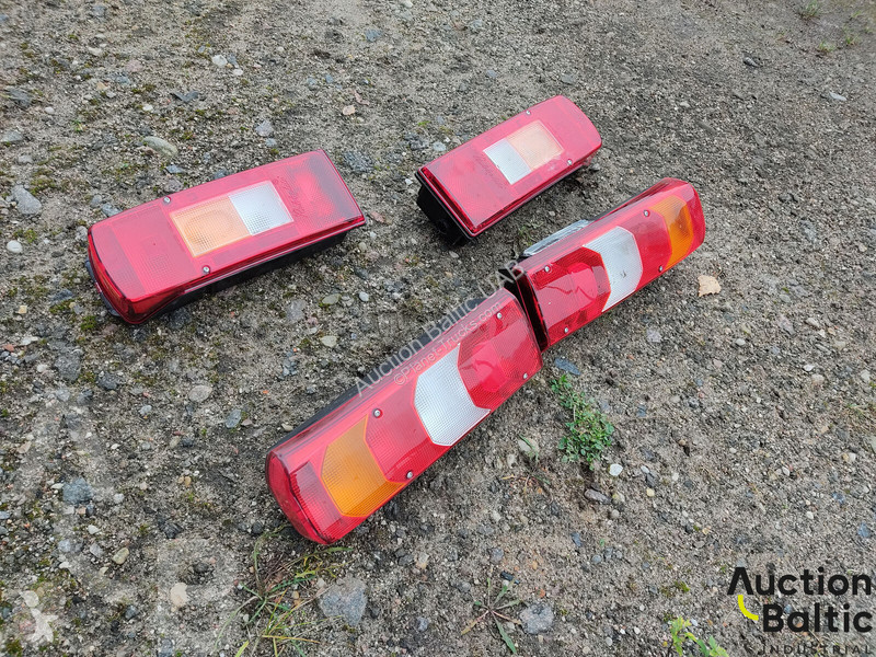Pièces poids lourds Mercedes 50 sets of...