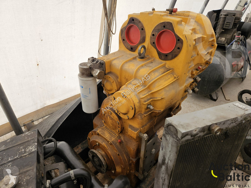 قطع غيار الآليات الثقيلة Volvo gearbox for...