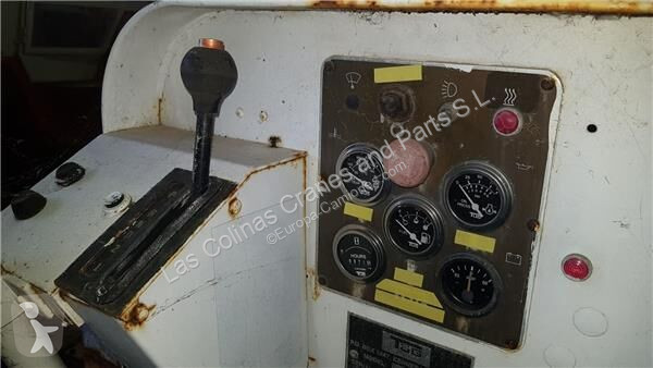 Pièces manutention  Tableau de bord pour camion