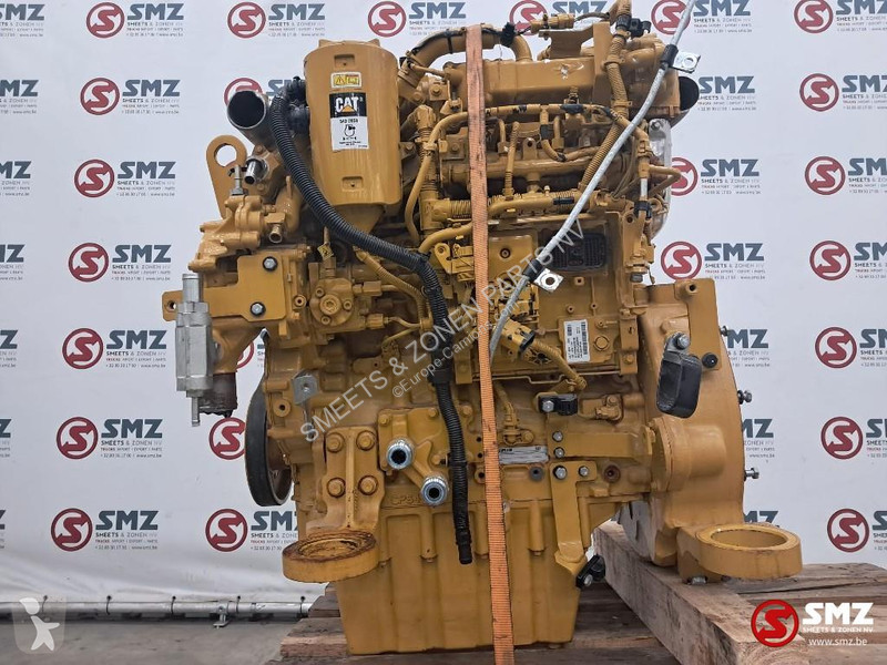قطع غيار الآليات الثقيلة Caterpillar Motor c4.4...