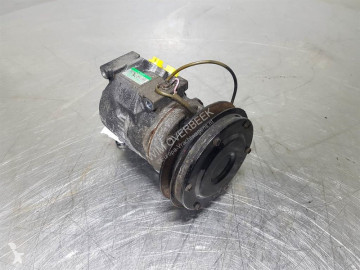 Komatsu motor