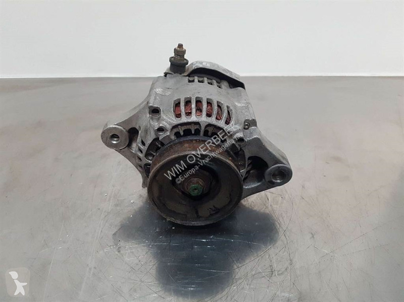 قطع غيار الآليات الثقيلة Kubota 12V 30A -...