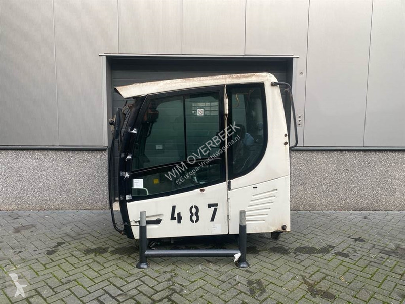 قطع غيار الآليات الثقيلة Liebherr...