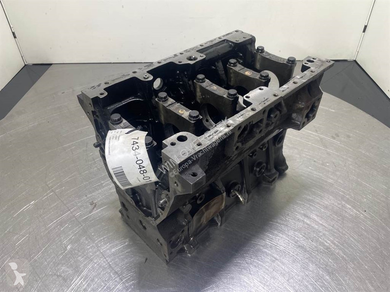 قطع غيار الآليات الثقيلة Ahlmann AS900-Cummins...