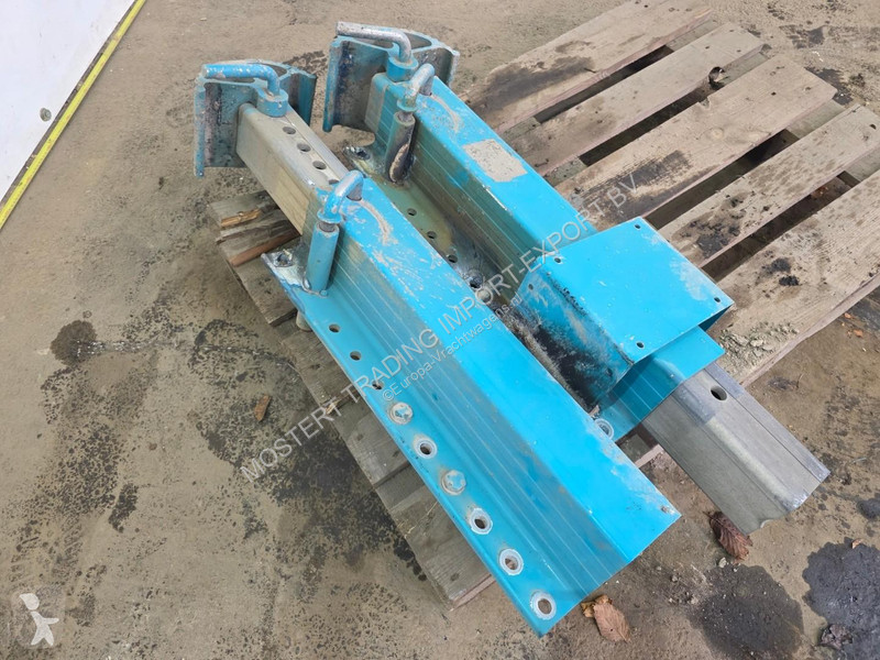 قطع غيار الآليات الثقيلة Jost Aluminum trailer...