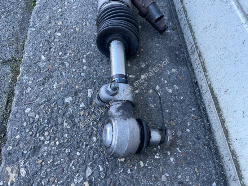 Pezzi di ricambio per mezzi pesanti Scania...