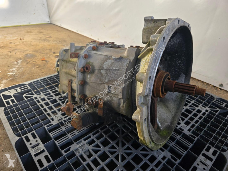 قطع غيار الآليات الثقيلة Eaton Renault