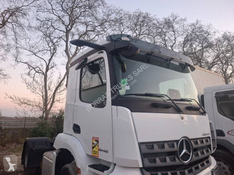 قطع غيار الآليات الثقيلة Mercedes