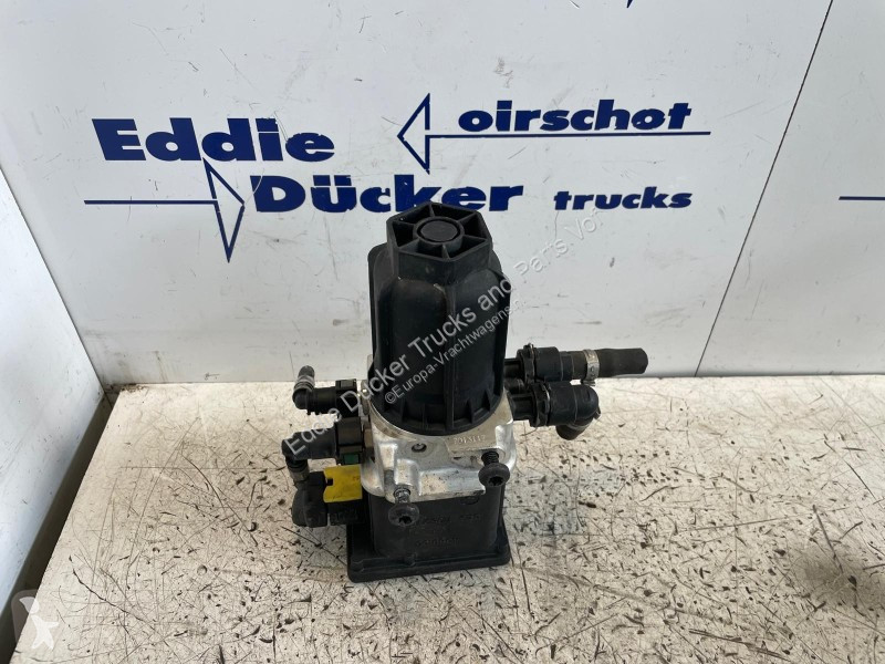 قطع غيار الآليات الثقيلة DAF 2115624 / 2208766...