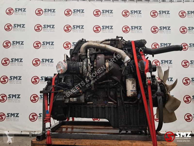 قطع غيار الآليات الثقيلة DAF Occ motor PX-7...