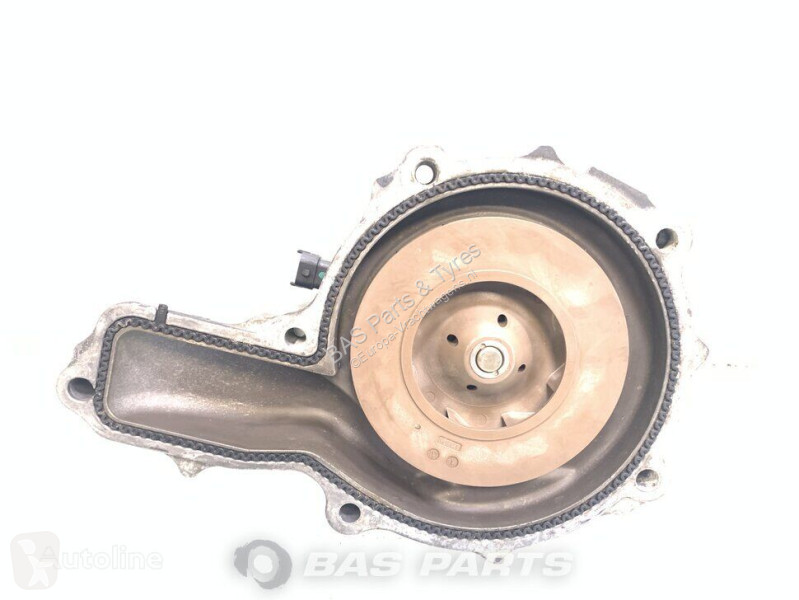 قطع غيار الآليات الثقيلة Renault Water pump