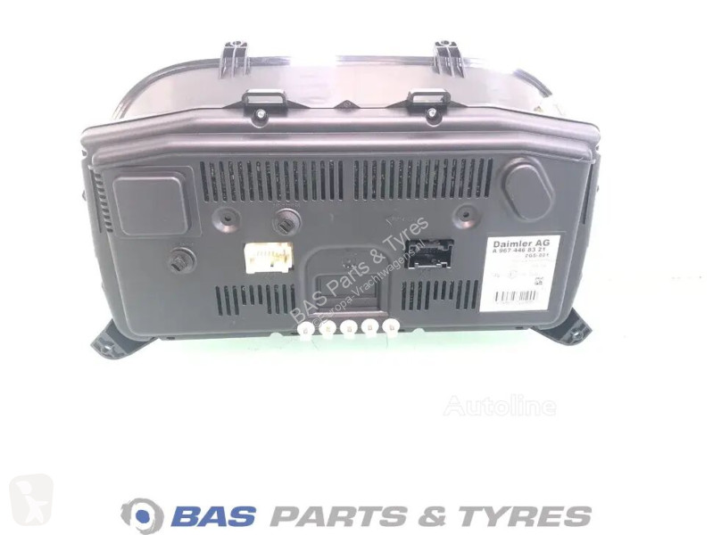 قطع غيار الآليات الثقيلة Mercedes