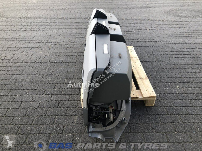 قطع غيار الآليات الثقيلة Renault Storage space