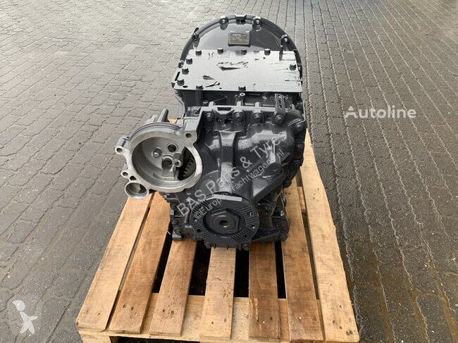 قطع غيار الآليات الثقيلة Renault AT2412E...