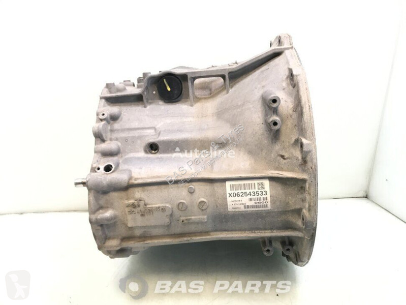 قطع غيار الآليات الثقيلة Mercedes housing Mercedes