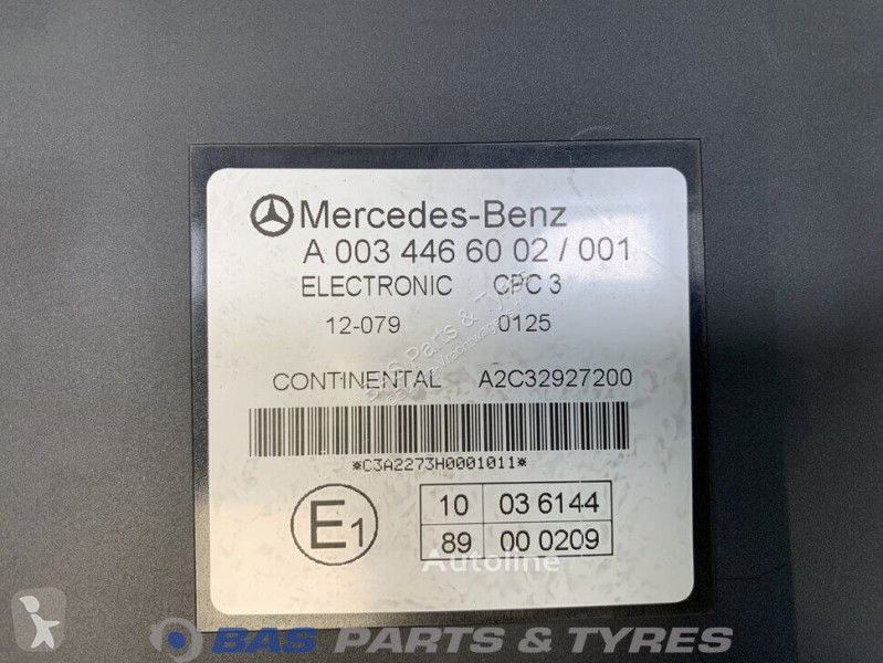 قطع غيار الآليات الثقيلة Mercedes