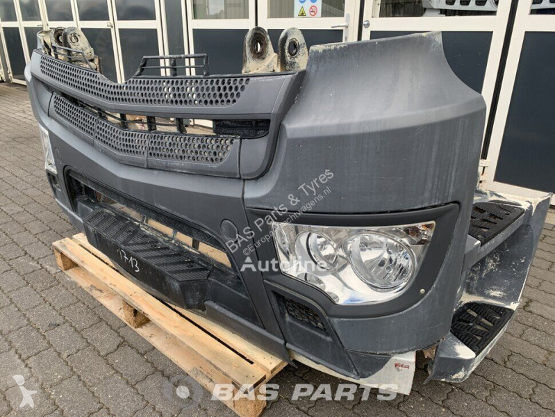 قطع غيار الآليات الثقيلة Mercedes