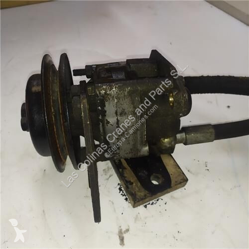 قطع غيار الآليات الثقيلة Nissan Pompe de...