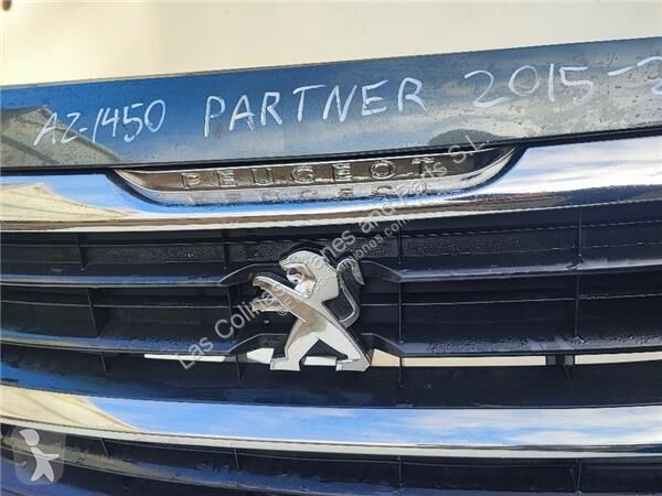 قطع غيار الآليات الثقيلة Peugeot Calandre...