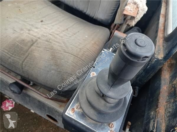 قطع غيار الآليات الثقيلة Liebherr Pommeau de...