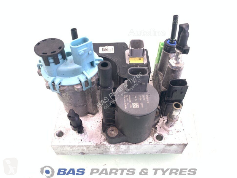 قطع غيار الآليات الثقيلة Renault Adblue pomp