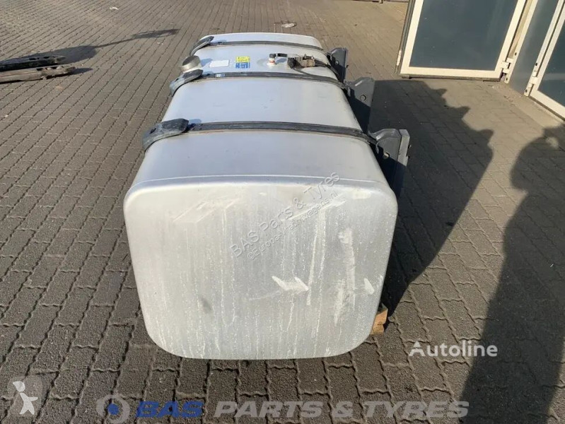 قطع غيار الآليات الثقيلة Scania 700 Liter
