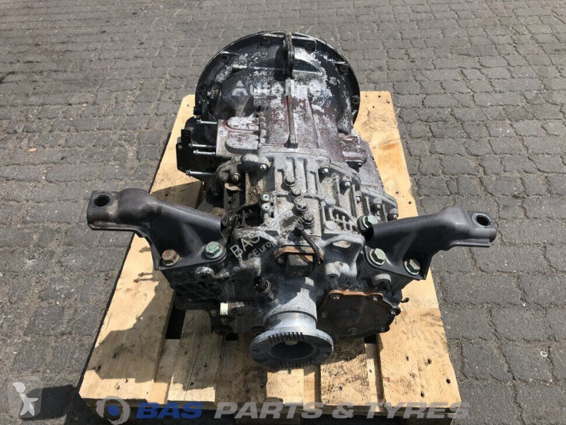قطع غيار الآليات الثقيلة Mercedes