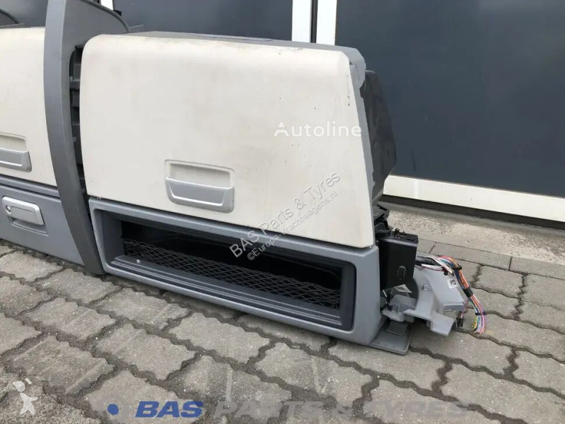 قطع غيار الآليات الثقيلة Renault T-Serie...