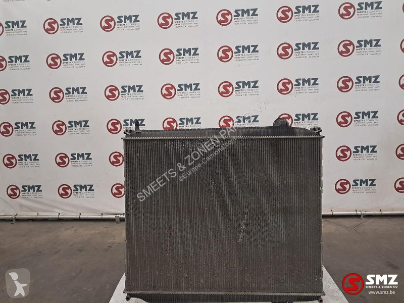 قطع غيار الآليات الثقيلة MAN Occ radiator D2066...