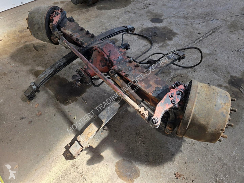 Repuestos para camiones  Steering axle ZF...