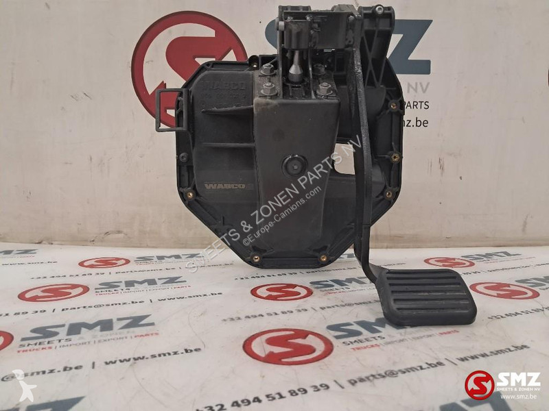 قطع غيار الآليات الثقيلة DAF Occ voetremventiel...