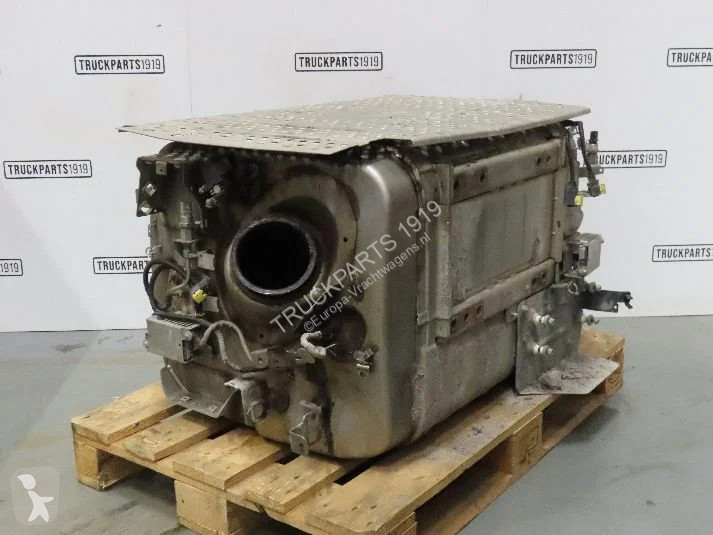 قطع غيار الآليات الثقيلة Mercedes MB Exhaust...