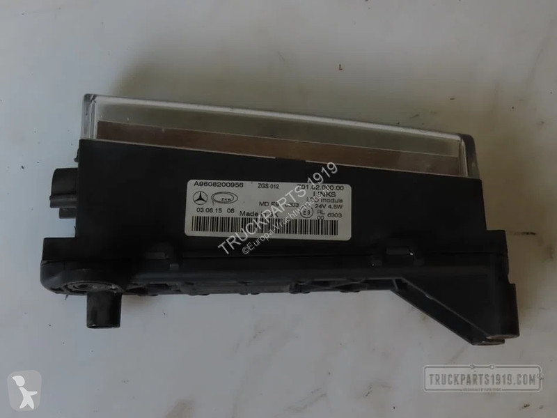 قطع غيار الآليات الثقيلة Mercedes MB Lighting...