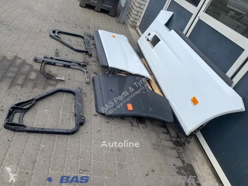 قطع غيار الآليات الثقيلة Renault T-Serie...