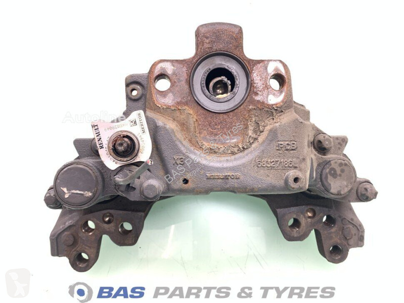 قطع غيار الآليات الثقيلة Renault T-Serie Left