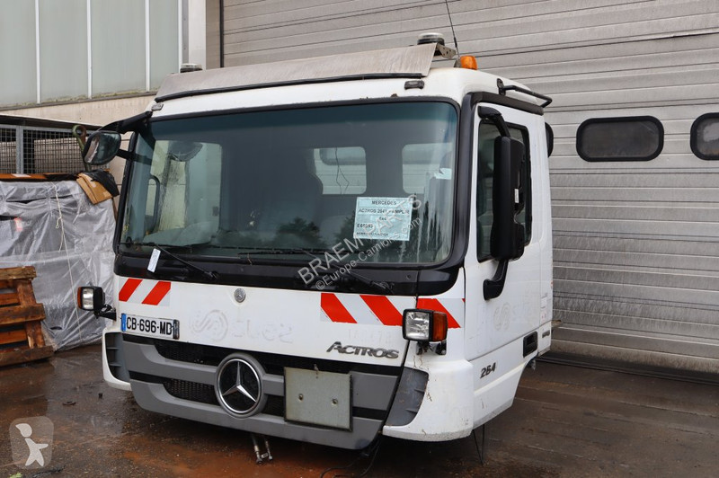 قطع غيار الآليات الثقيلة Mercedes ACTROS F07...