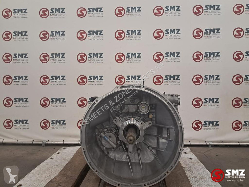 قطع غيار الآليات الثقيلة Mercedes...