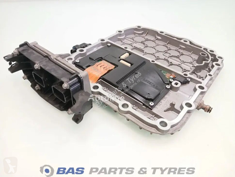 قطع غيار الآليات الثقيلة Renault T-Serie ECU...