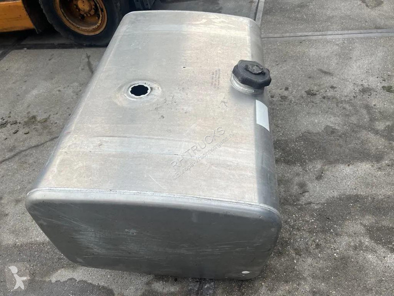 Vrachtwagenonderdelen  460 liter brandstof tank
