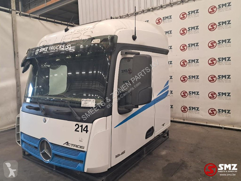 قطع غيار الآليات الثقيلة Mercedes Occ Cabine...
