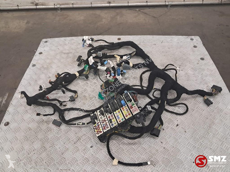 قطع غيار الآليات الثقيلة Ford Occ...