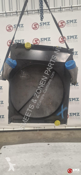 قطع غيار الآليات الثقيلة Mercedes Radiator +...