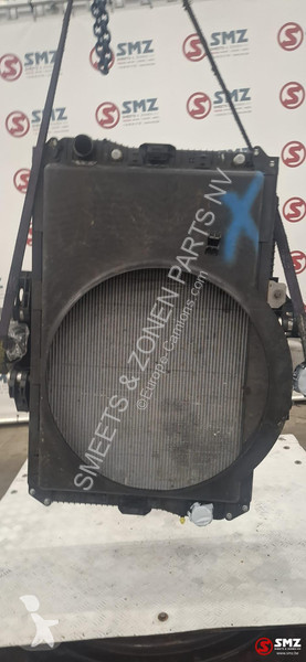 قطع غيار الآليات الثقيلة Mercedes Radiator +...