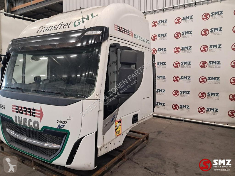 قطع غيار الآليات الثقيلة Iveco Occ Cabine Iveco