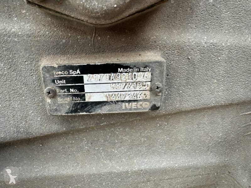 قطع غيار الآليات الثقيلة Iveco