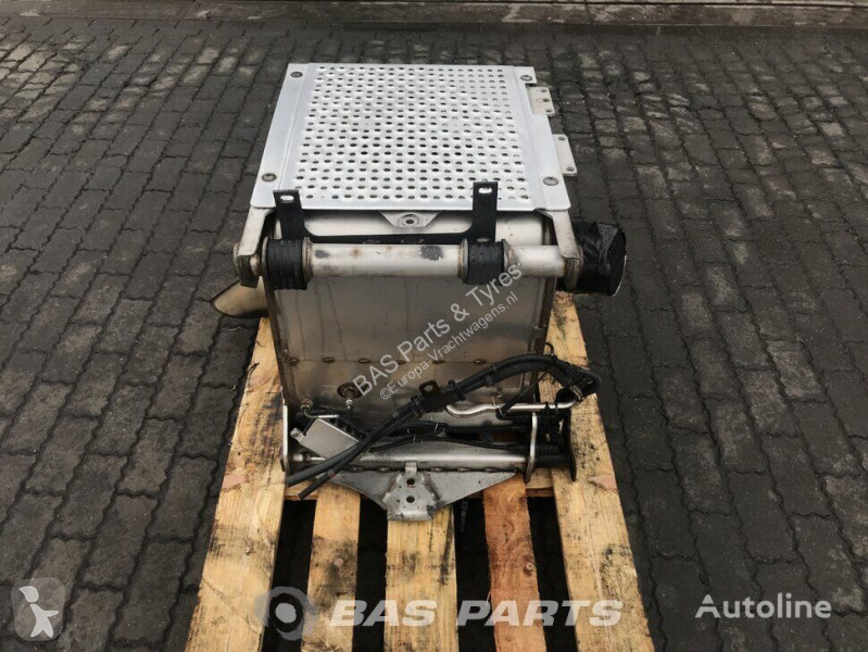قطع غيار الآليات الثقيلة Mercedes Silencer...