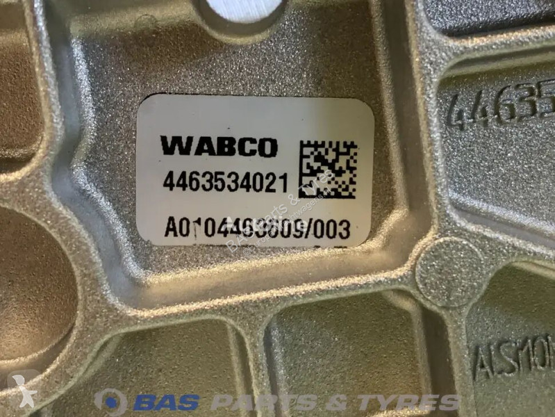 قطع غيار الآليات الثقيلة Mercedes Gearbox ECU...