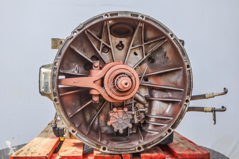 قطع غيار الآليات الثقيلة MAN 12+2GZ 2700DD + RET