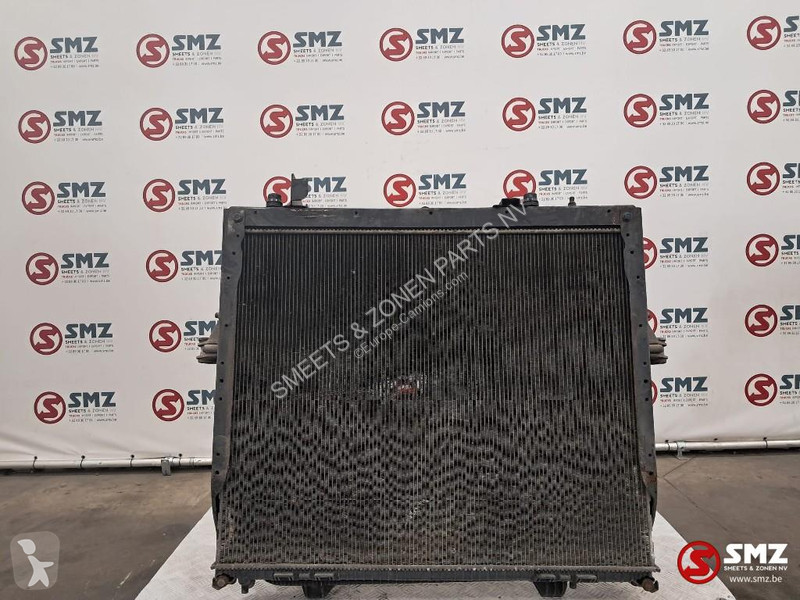 قطع غيار الآليات الثقيلة MAN Occ radiator D2066...